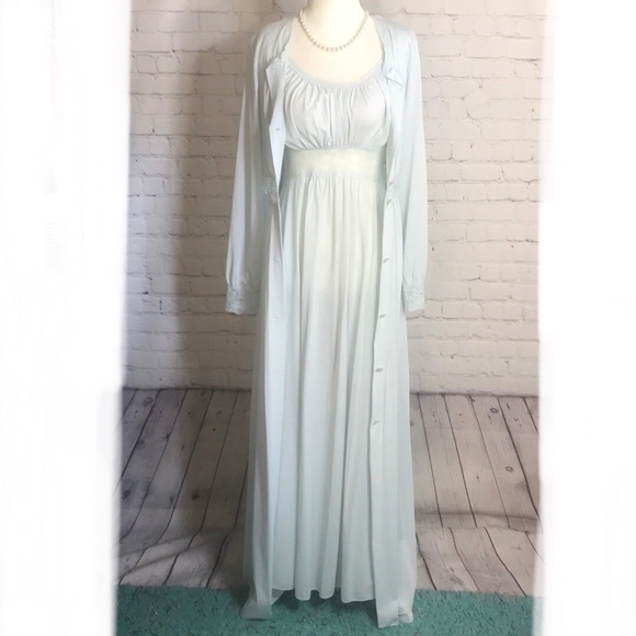 Shadowline Other - Vintage Shadowline lace trim gown & robe set
